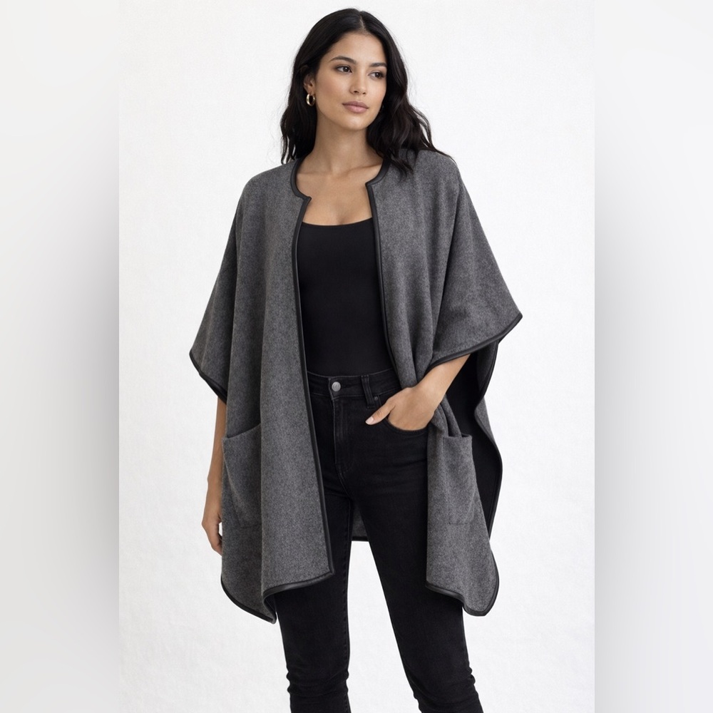 100% Cashmere Reversible Cape Poncho Gray Black Leather Trim One Size